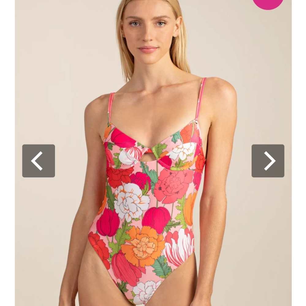 Nwt 12 Tina Turk Sunny bloom  one piece swimsuit multicolor.